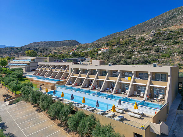 Suite with Individual Pool