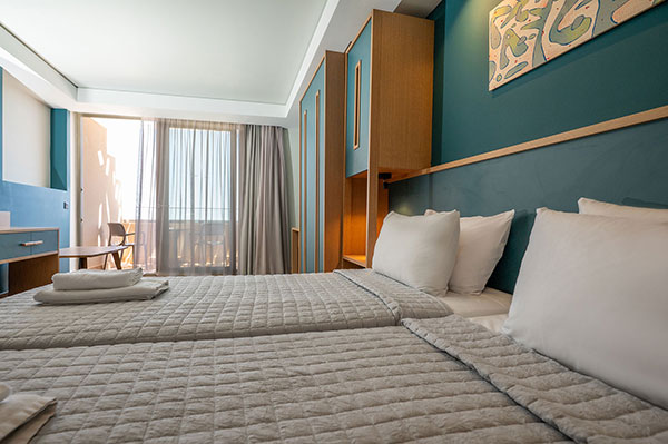 Superior Connecting Room with Land View