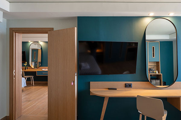 Superior Connecting Room with Land View