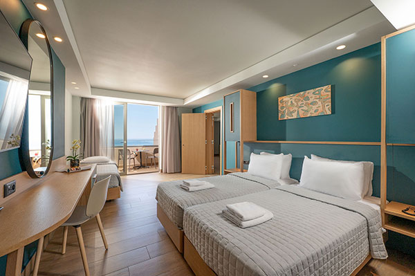 Superior Connecting Room with Sea View