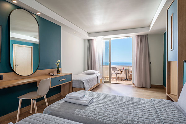 Superior Connecting Room with Sea View